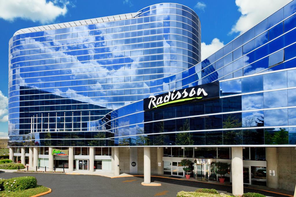 Реферат: Radisson Hotels amp Resorts Рэдиссон САС
